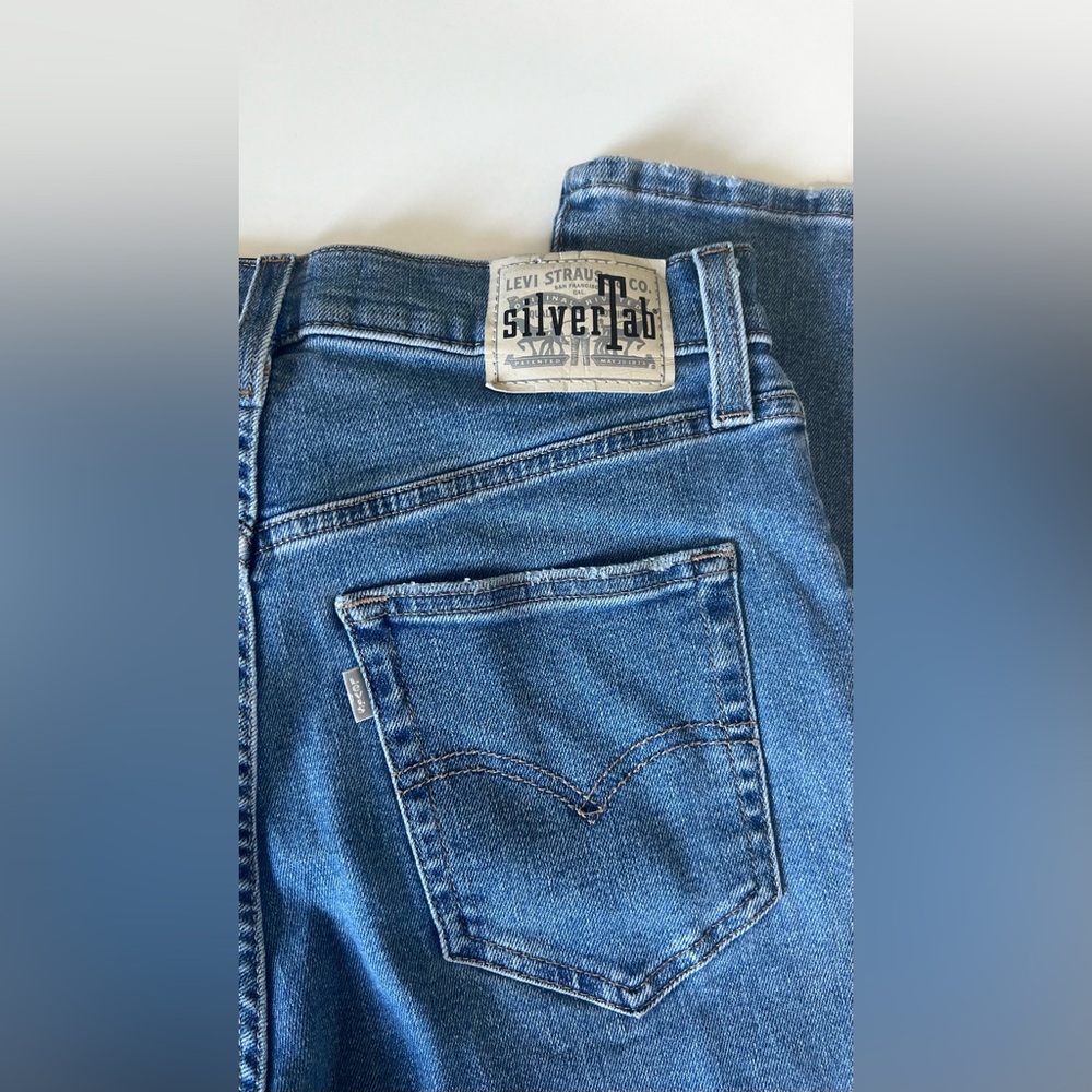 Levi's Women's High Rise Jeans - Blue - Picture 4 of 8